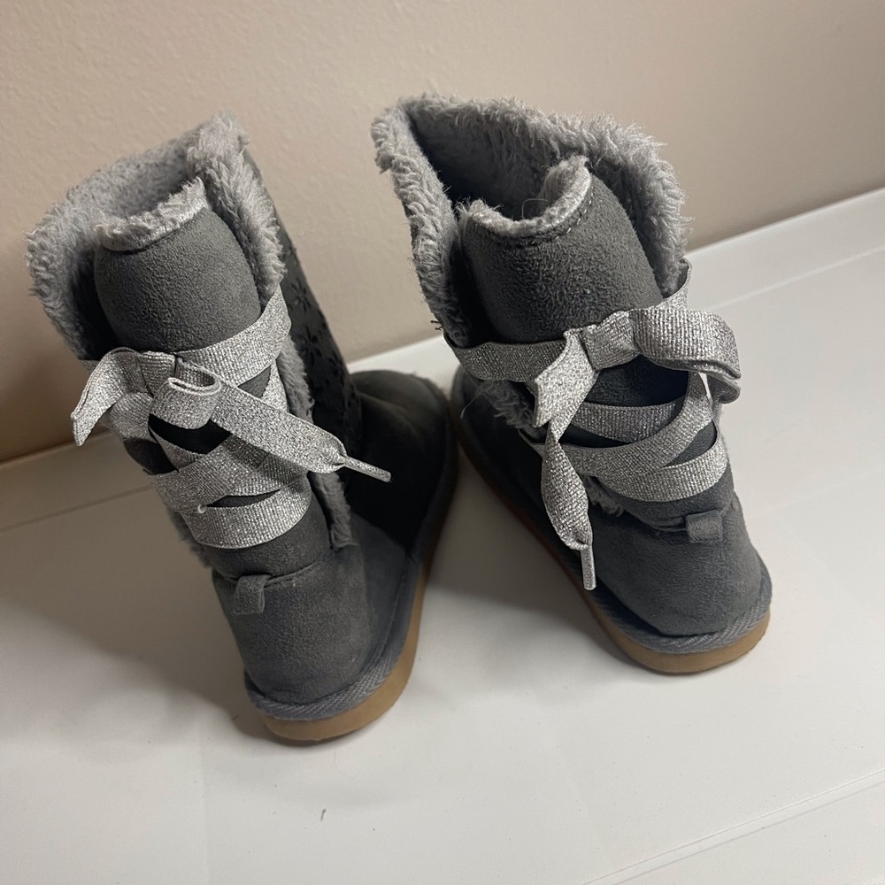 Crazy 8 Toddler Faux Fur Winter Boots – Gray – Size 10